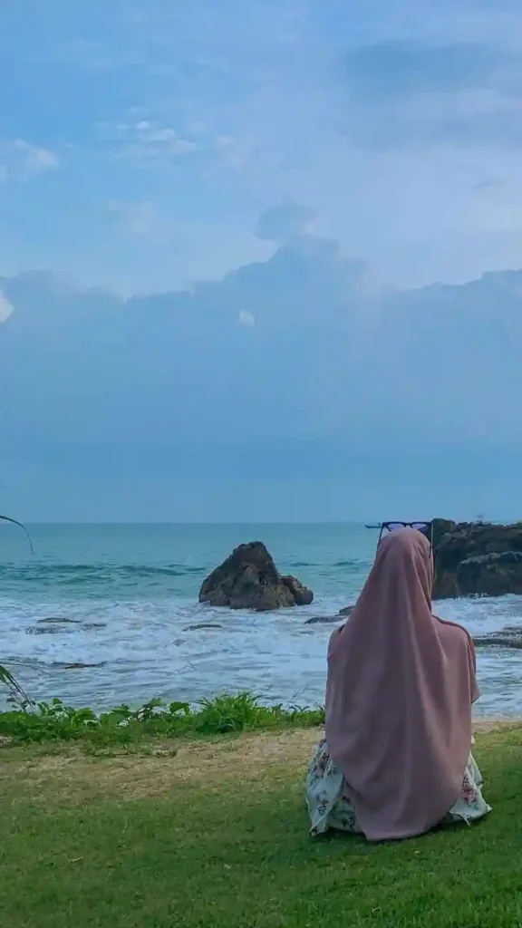 মেয়েদের প্রোফাইল পিকচার